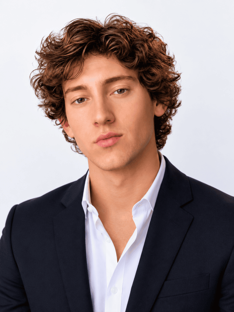 Victor  Kallett